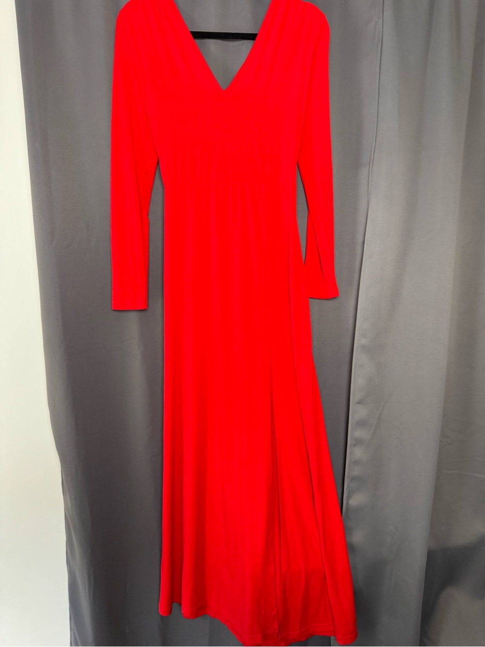 Elegant Women's Red V-Neck Long Sleeve Maxi Dress by Venus